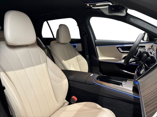 Mercedes-Benz E 220 d Mild hybrid 4Matic S.W. AMG Line Advanced nuovo a BOLOGNA
