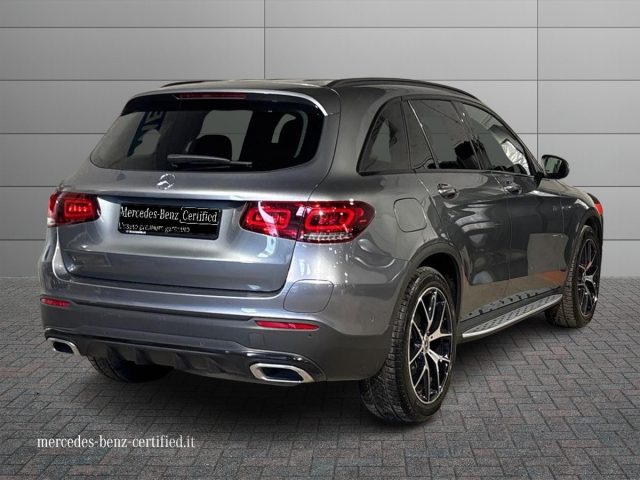 Mercedes-Benz GLC 300 de 4Matic Plug-in hybrid Premium - foto 2 di 4