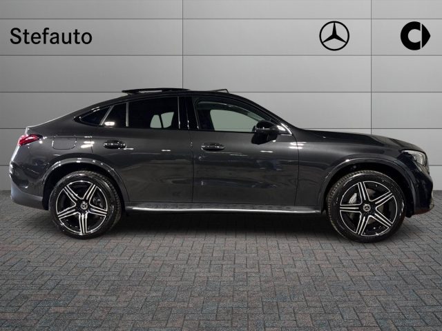 Mercedes-Benz GLC 300 de hybrid EQ 4Matic Coupé AMG Line Premium Tech - foto 2 di 4