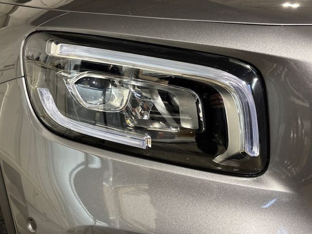 Mercedes-Benz GLB 200 Automatic Sport Plus, del 2021, 61.094 km, in vendita a Bologna (BO)