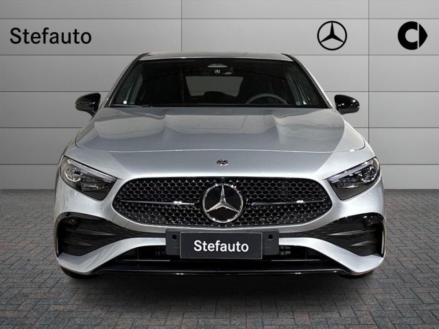 Mercedes-Benz A 180 d Automatic AMG Line Advanced Plus - foto 4 di 4