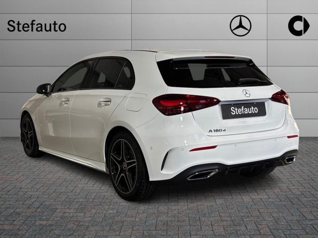 Mercedes-Benz A 180 d Automatic AMG Line Advanced Plus - foto 4 di 4
