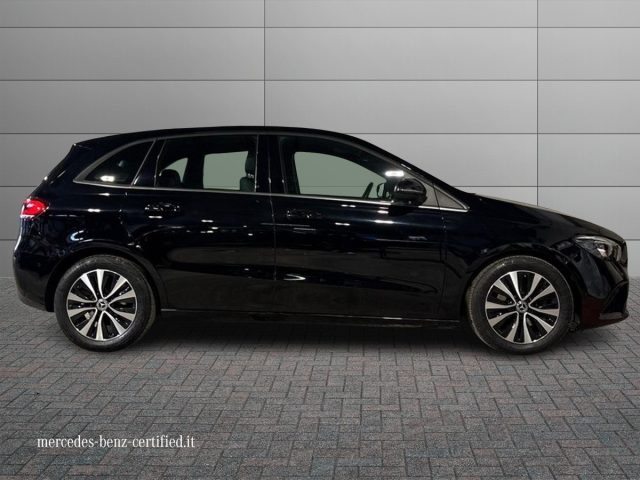 Mercedes-Benz B 180 d Automatic Sport usato a BOLOGNA