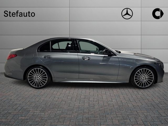 Mercedes-Benz C 220 d Mild hybrid 4Matic AMG Line Premium - foto 2 di 4