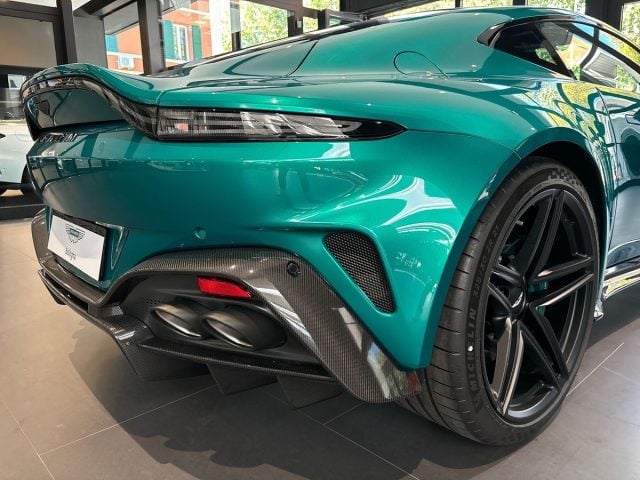 Aston Martin Vantage Coupé 4.0 V8 auto, del 2024, 17.000 km, in vendita a Bologna (BO)