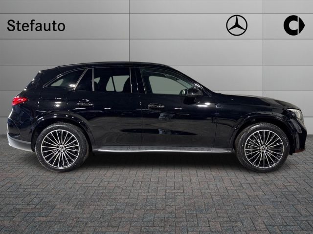 Mercedes-Benz GLC 220 d 4Matic Mild Hybrid AMG Line Premium - foto 2 di 4