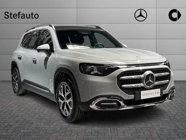 Mercedes-Benz GLB 200 Automatic Advanced Plus nuovo a BOLOGNA