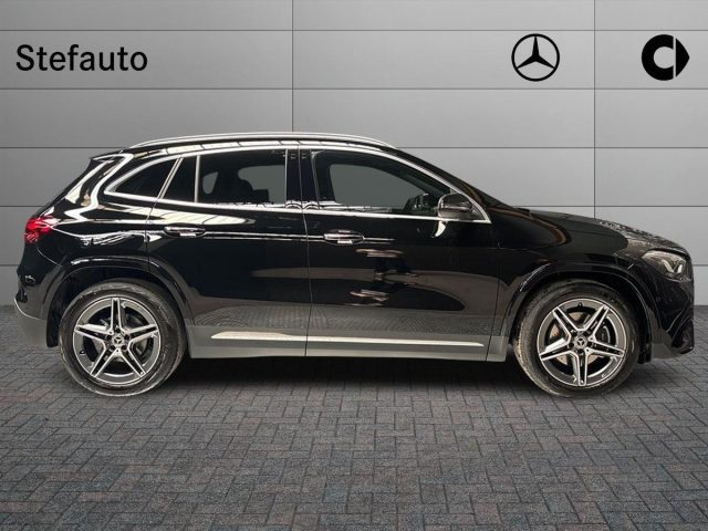 Mercedes-Benz GLA 200 d Automatic AMG Line Extra - foto 2 di 4