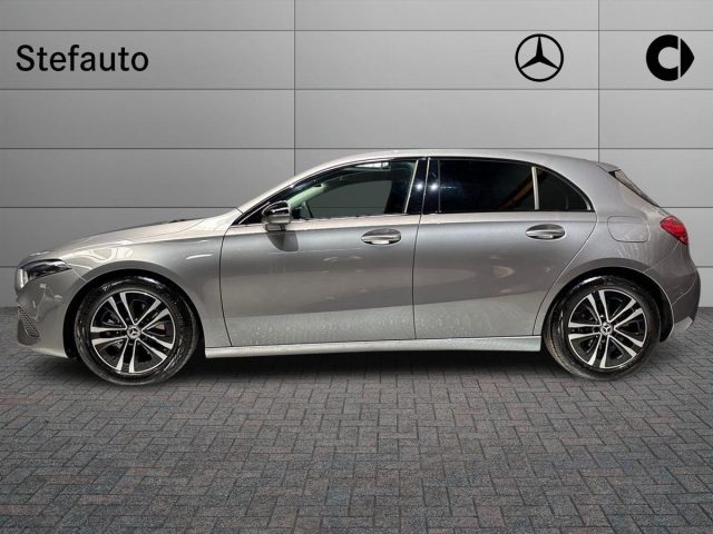 Mercedes-Benz A 180 Automatic Progressive Extra - foto 3 di 4