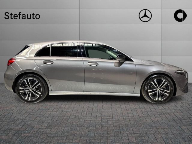 Mercedes-Benz A 180 Automatic Progressive Extra - foto 2 di 4