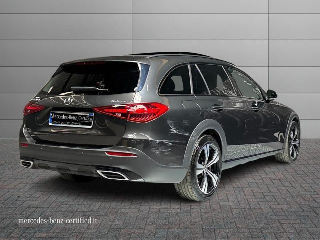 Mercedes-Benz C 220 d Mild hybrid 4Matic Advanced All-Terrain - foto 2 di 4