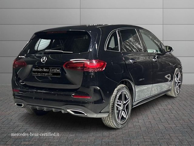 Mercedes-Benz B 250 e hybrid EQ AMG Line Advanced Plus - foto 2 di 17