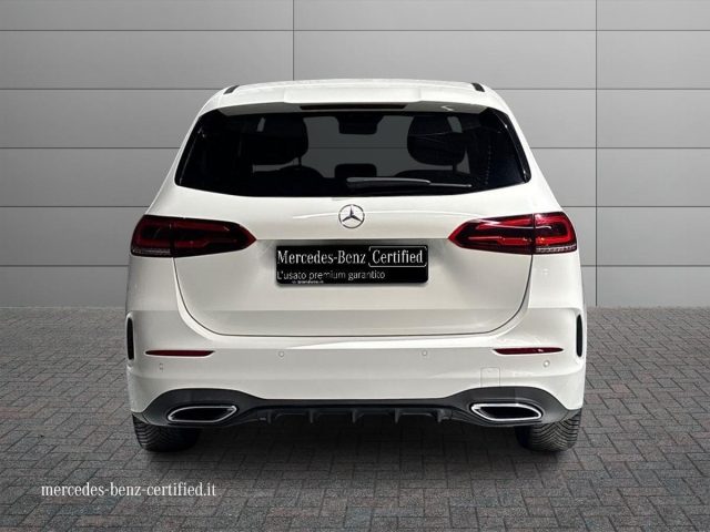 Mercedes-Benz B 180 d Automatic Premium - foto 4 di 4