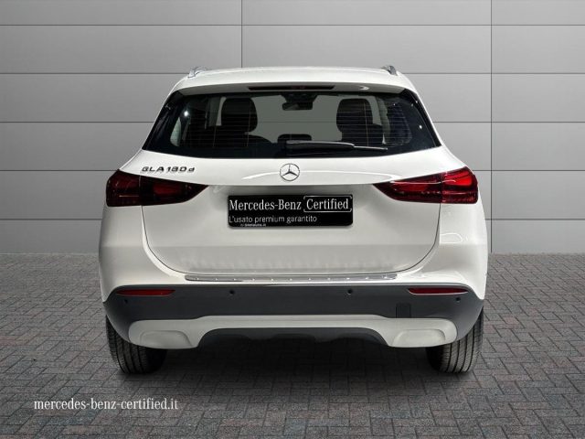 Mercedes-Benz GLA 180 d Automatic Advanced - foto 4 di 4