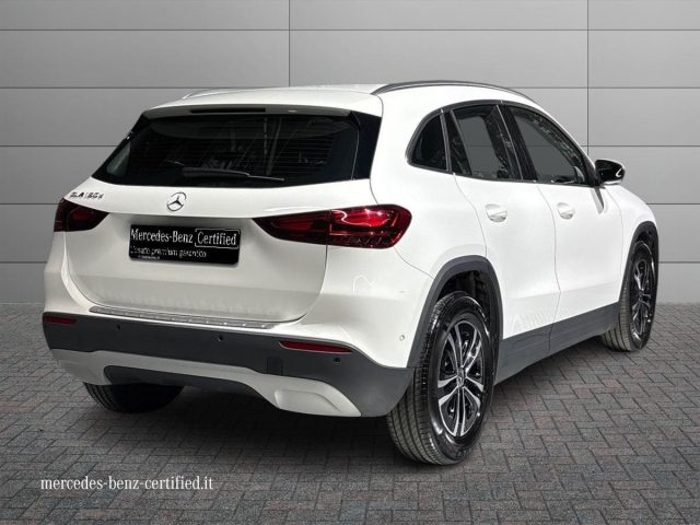 Mercedes-Benz GLA 180 d Automatic Advanced - foto 2 di 4