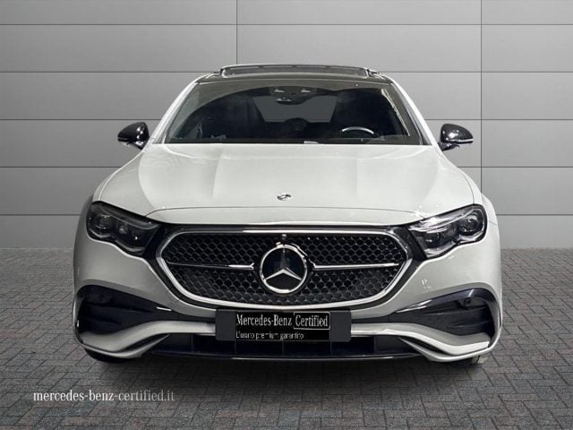 Mercedes-Benz E 220 d Mild hybrid 4Matic Exclusive Premium Plus - foto 3 di 4