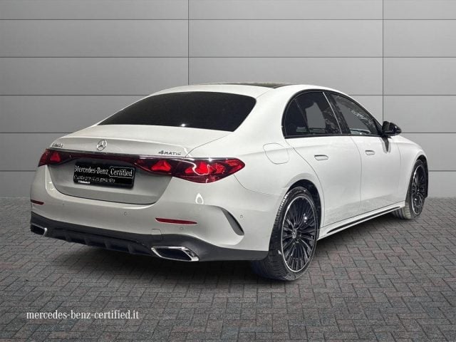 Mercedes-Benz E 220 d Mild hybrid 4Matic Exclusive Premium Plus - foto 2 di 4