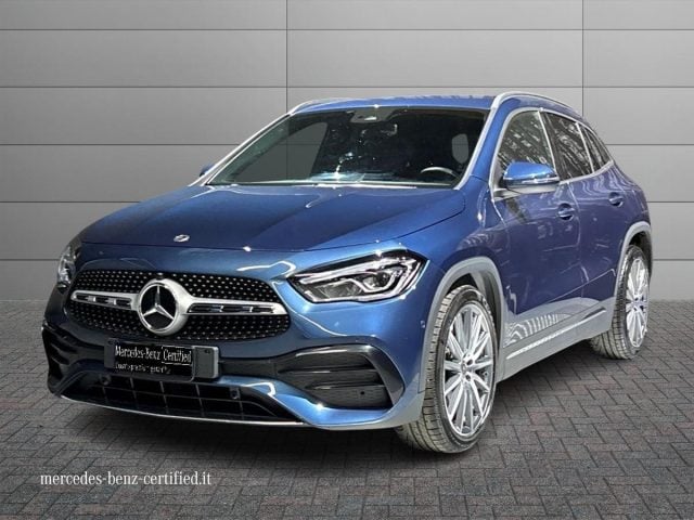 Mercedes-Benz GLA 200 d Automatic Premium, del 2023, 52.756 km, in vendita a Bologna (BO)
