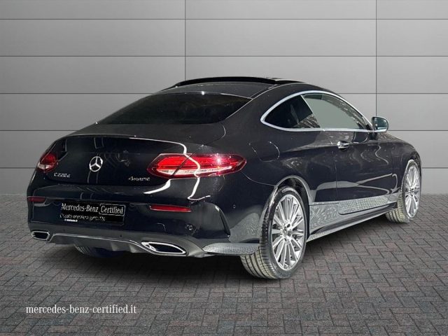 Mercedes-Benz C 220 d Auto 4Matic Coupé Premium Plus - foto 2 di 4