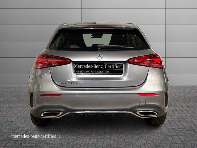 Mercedes-Benz A 250 e hybrid EQ AMG Line Advanced Plus - foto 4 di 4