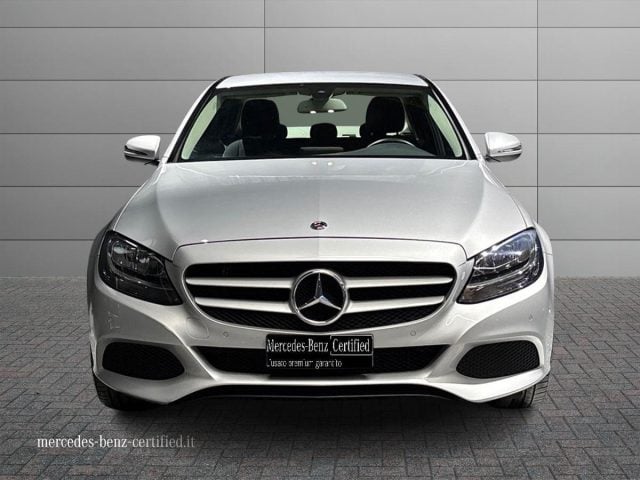 Mercedes-Benz C 180 d Auto Sport - foto 3 di 4