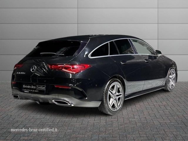 Mercedes-Benz CLA 200 d Automatic Shooting Brake Premium - foto 2 di 4