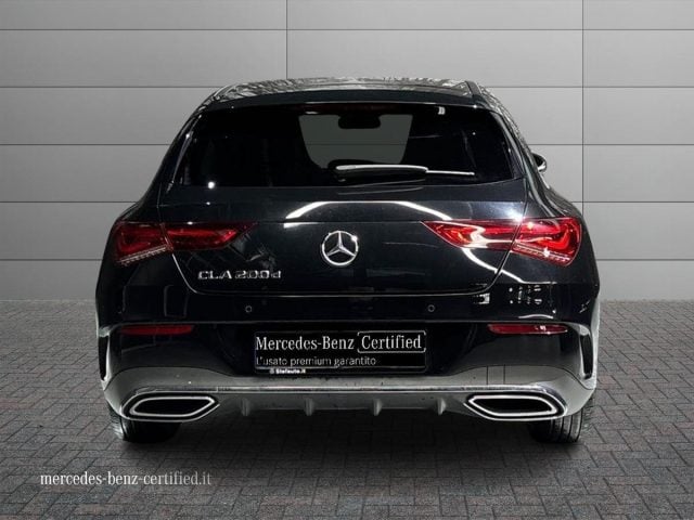 Mercedes-Benz CLA 200 d Automatic Shooting Brake Premium - foto 4 di 4