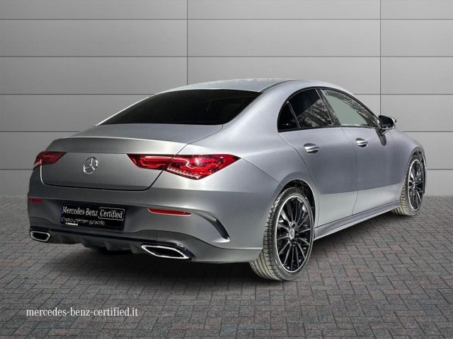 Mercedes-Benz CLA 200 d Automatic Premium - foto 2 di 4