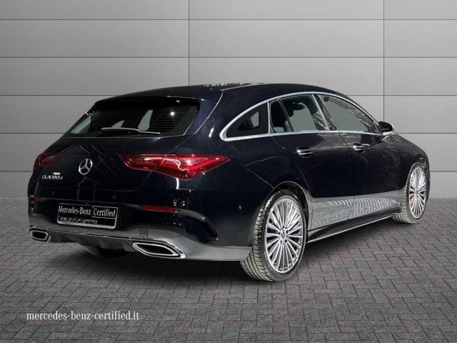 Mercedes-Benz CLA 180 d Automatic Shooting Brake AMG Line Advanced Plus - foto 2 di 4