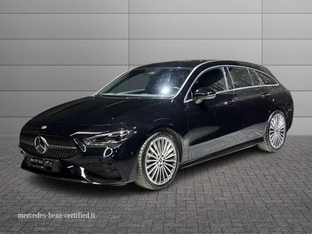 Mercedes-Benz CLA 180 d Automatic Shooting Brake AMG Line Advanced Plus, del 2024, 20.247 km, in vendita a Bologna (BO)