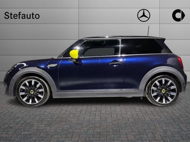 MINI Cooper SE Classic - foto 3 di 4
