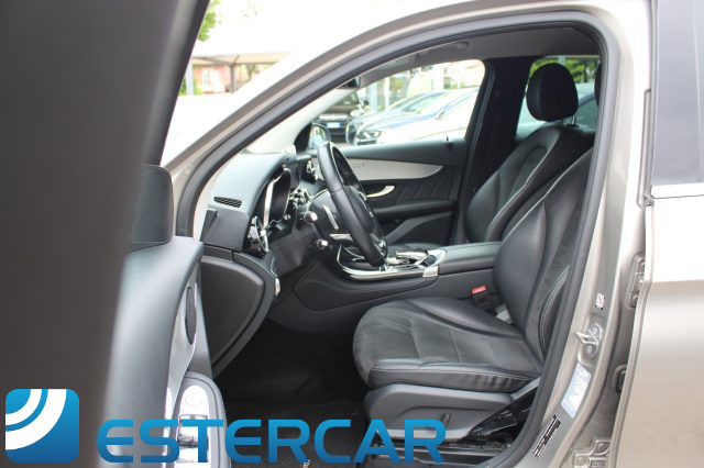 Mercedes-Benz GLC 250 4Matic Premium AMG - foto 4 di 4