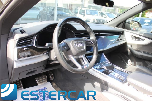 Audi Q8 50 TDI 286CV quattro tiptronic Sport S-LINE - foto 3 di 4