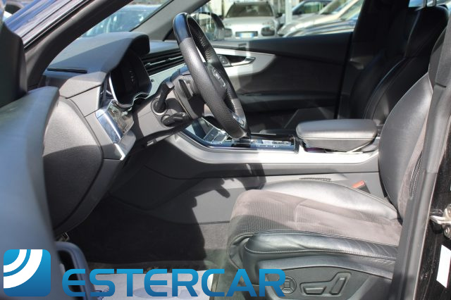 Audi Q8 50 TDI 286CV quattro tiptronic Sport S-LINE - foto 4 di 4