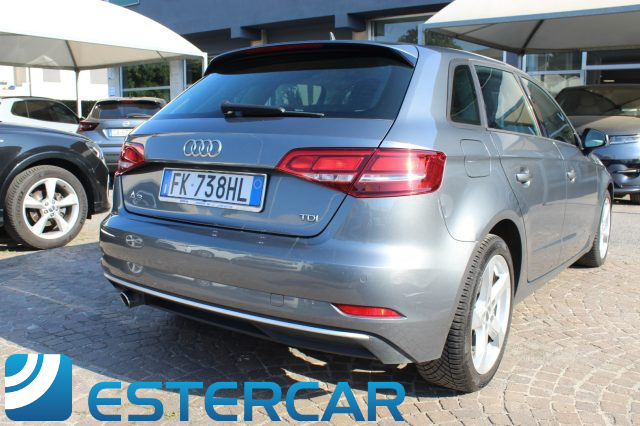 Audi A3 SPB 1.6 TDI S tronic Design - foto 2 di 4