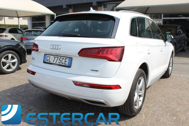 Audi Q5 40 TDI quattro S tronic Business Sport - foto 2 di 4
