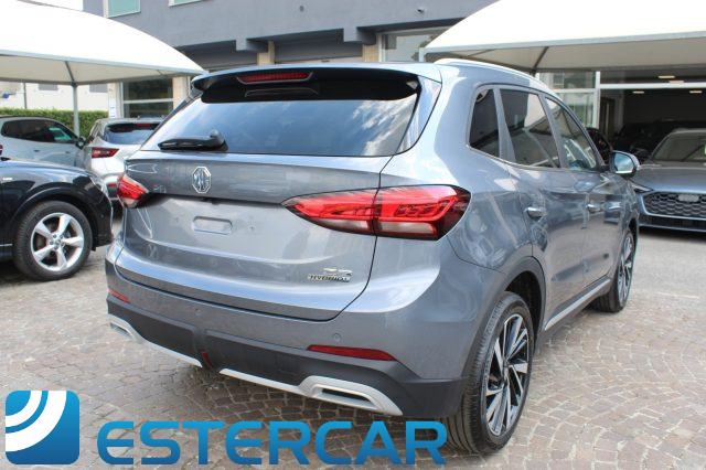 MG ZS 1.5 Hybrid+ Luxury - foto 2 di 4