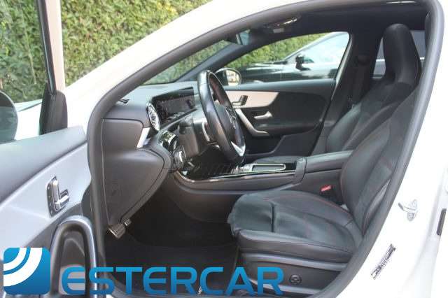 Mercedes-Benz A 180 d Automatic AMG Line Premium Plus TETTO - foto 4 di 4
