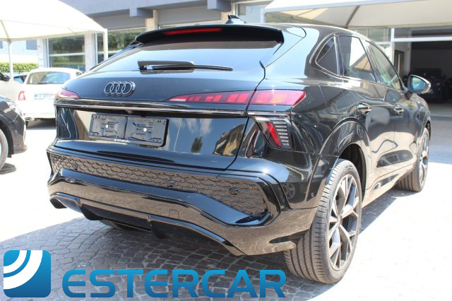 Audi Q3 SPB TDI S tronic S Line edition - foto 2 di 25