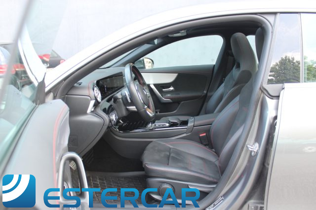 Mercedes-Benz CLA 200 d Automatic Premium AMG - foto 4 di 4
