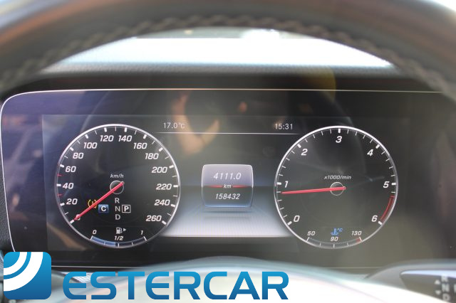 Mercedes-Benz E 220 d S.W. Auto Premium AMG, del 2018, 158.000 km, in vendita a Orzinuovi (BS)