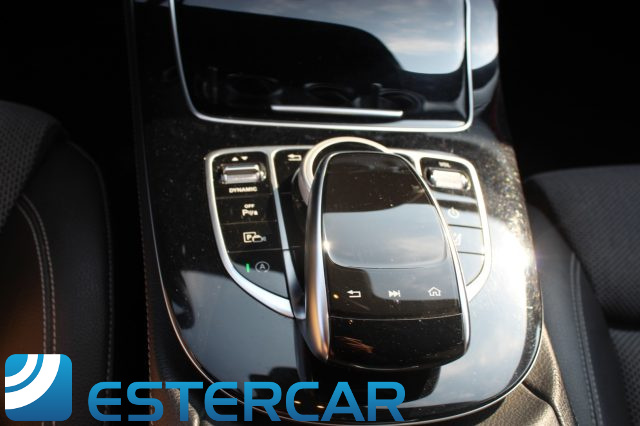 Mercedes-Benz E 220 d S.W. Auto Premium AMG, del 2018, 158.000 km, in vendita a Orzinuovi (BS)
