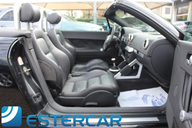 Audi TT Roadster 1.8 T 20V 150CV - foto 2 di 4