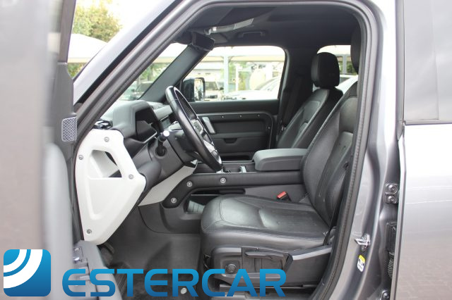 Land Rover Defender 110 3.0D 250CV AWD Auto X-Dynamic S 7 posti usato a ORZINUOVI