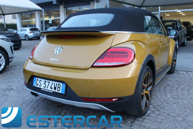 Volkswagen Maggiolino Cabrio 1.4 TSI DUNE - foto 2 di 4