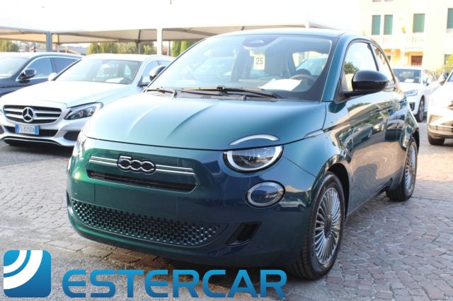 Fiat 500 Berlina Hybrid Icon NEOPATENTATI - NO BOLLO, del 2026, 1 km, in vendita a Orzinuovi (BS)