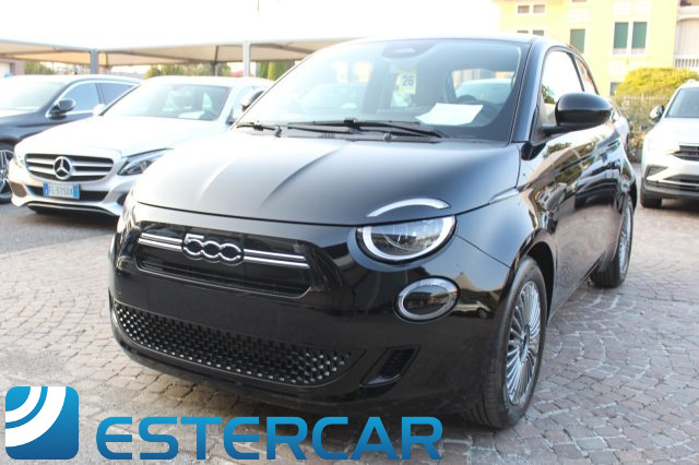 Fiat 500 Berlina Hybrid Icon NEOPATENTATI - NO BOLLO, del 2026, 1 km, in vendita a Orzinuovi (BS)
