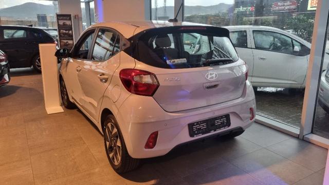 Hyundai i10 1.0 MPI Connectline - foto 2 di 4