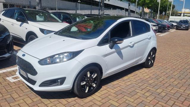 Ford Fiesta 1.5 TDCi 75CV 5 porte Titanium - foto 3 di 4