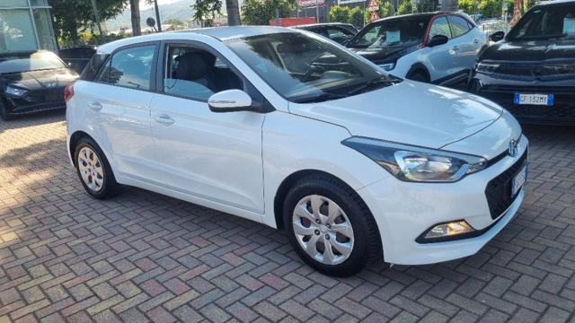 Hyundai i20 1.2 84 CV 5 porte Classic - foto 4 di 4